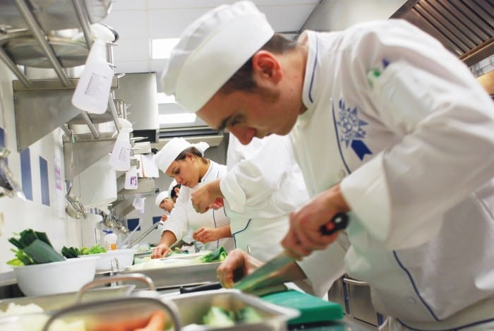 "Basque Culinary Center" y "Le Cordon Bleu" galardonados del Prix Diálogo 2022