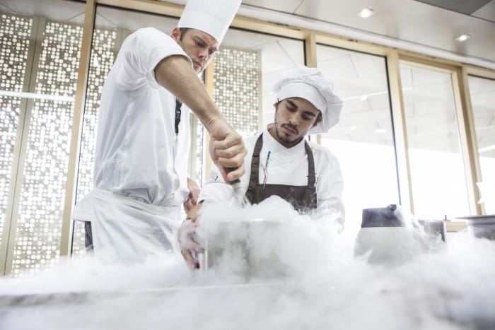 "Basque Culinary Center" y "Le Cordon Bleu" galardonados del Prix Diálogo 2022