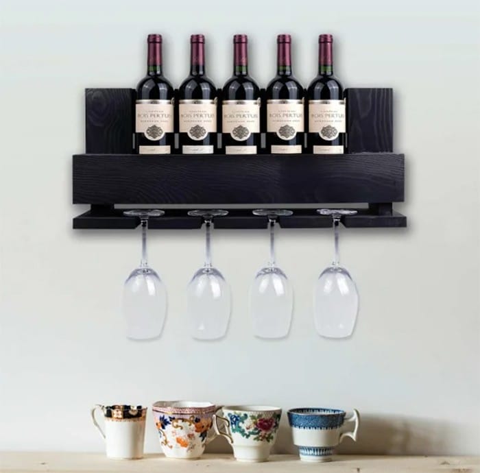 botellas de vino y copas