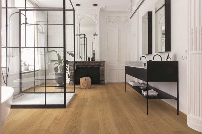 interior de un cuarto de baño que parece un spa