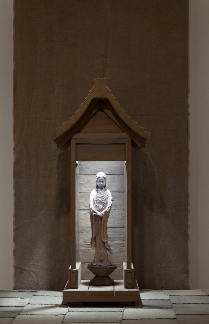 Guy Laramée y sus esculturas con libros