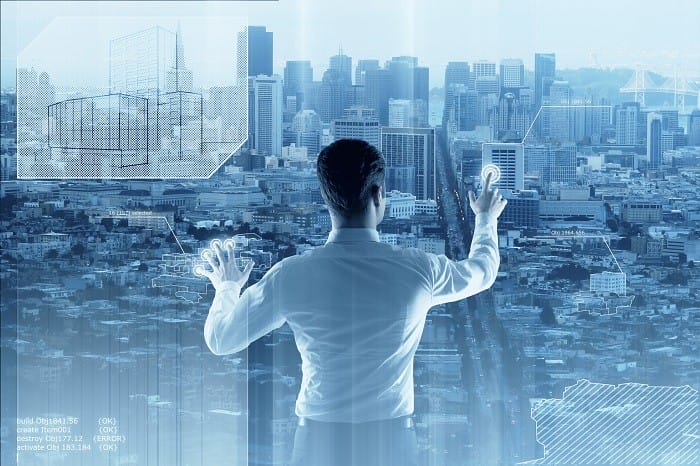 Ingeniero trabajando con la realidad virtual