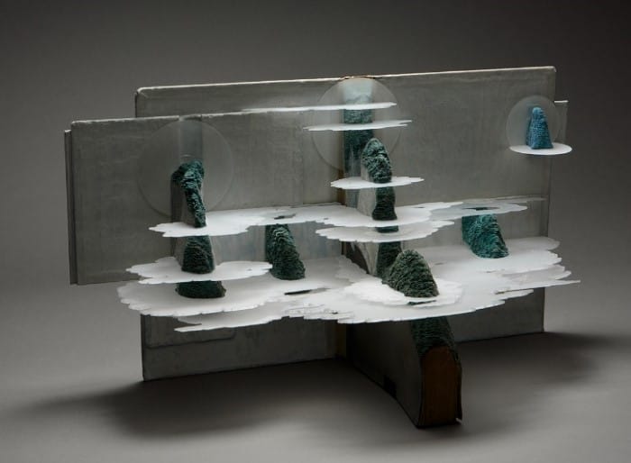 Guy Laramée y sus esculturas con libros