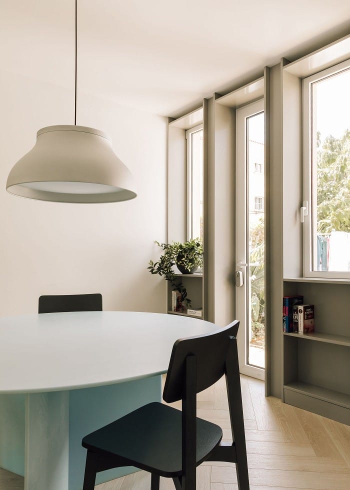 salón de un apartamento con diseño de HIMACS