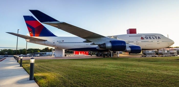 avión que se encuentra en el Museo delta flight en Atlanta