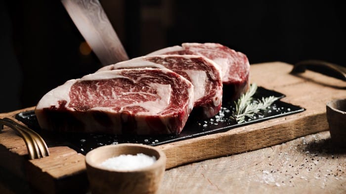 Alta gastronomía y música en directo para celebrar el Día del Padre en Chambao