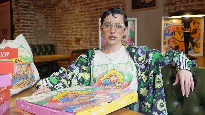 Foto de la ilustradora actual Be Fernández