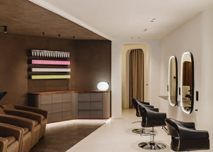 Proyecto de interiorismo, interior de un centro de peluquería y bienestar de diseño