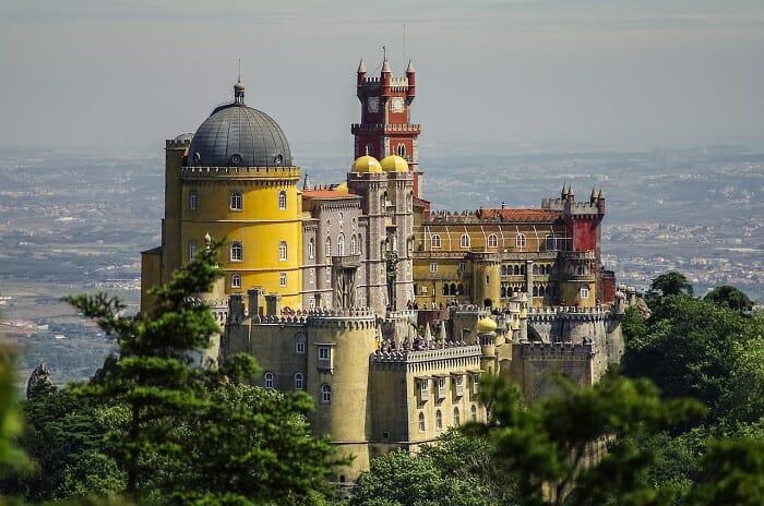 Vista del Castillo da Pena en Portugal