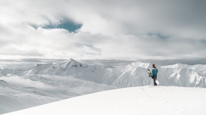 Vistas de montañas nevadas