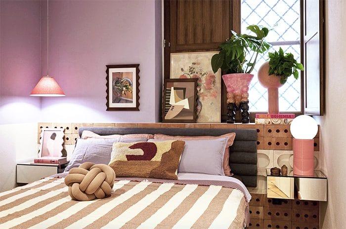 dormitorio jarrones cono lila