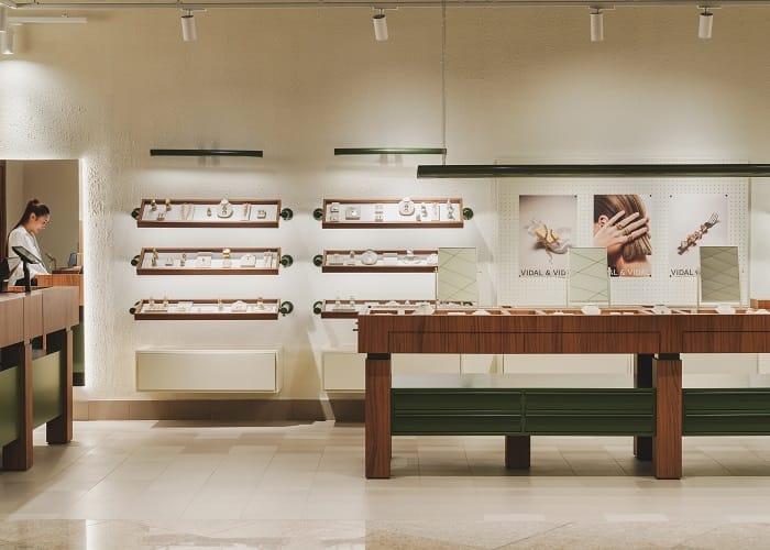 Interior de la joyería Vidal&Vidal