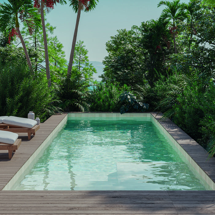 piscina con jardín