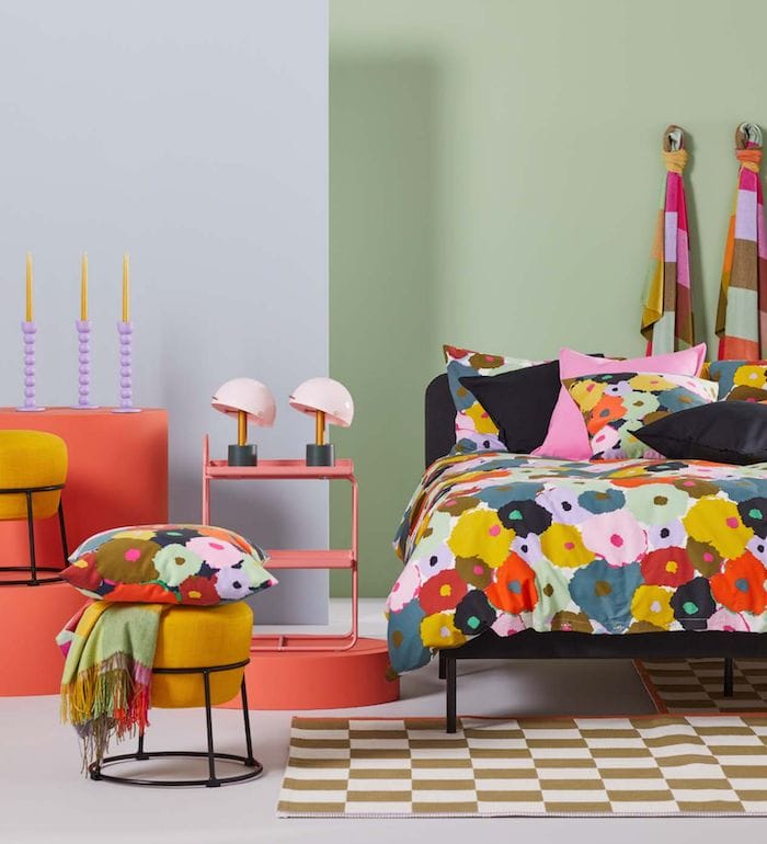 diseños de flores colores vivos dormitorio IKEA