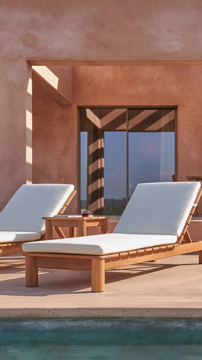 sofá de madera de iroko exterior