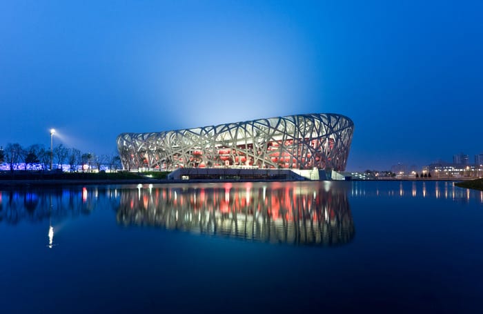 fotografía hecho por Iwan Baan, estadio cerca del mar