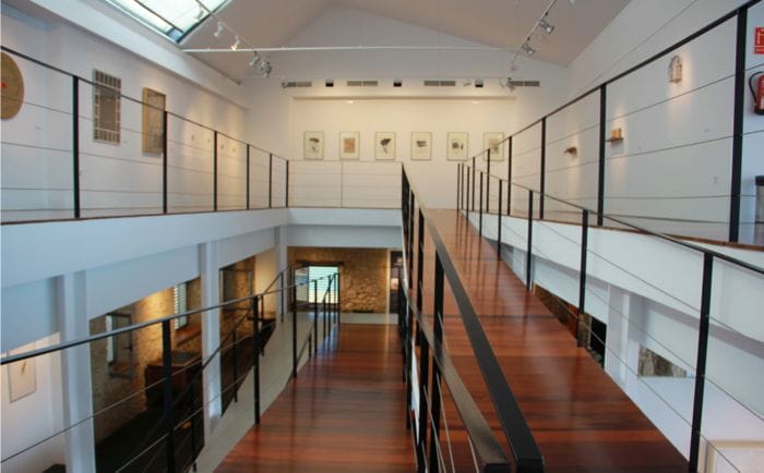 sala de exposiciones en Jávea La Casa del Cable